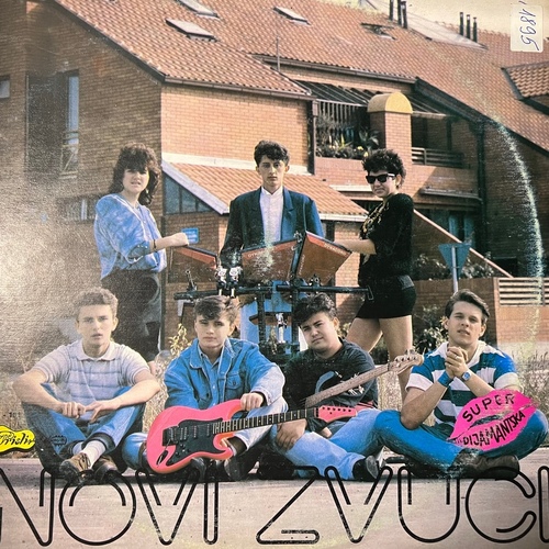 Novi Zvuci – Momak Moj