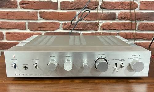 Усилвател Pioneer SA-3000