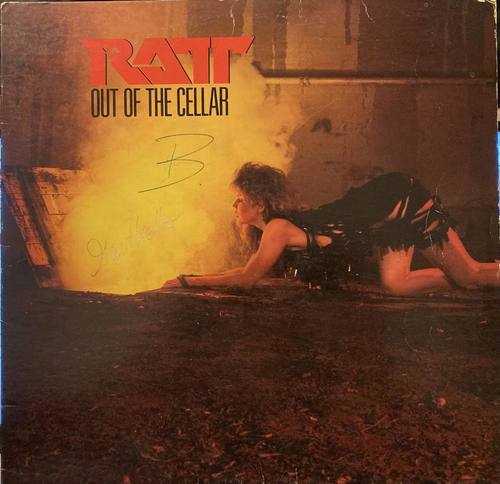 Ratt ‎– Out Of The Cellar